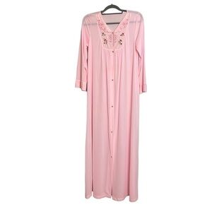 Vintage Aristocraft Made in the U.S.A. Light Pink Full Button Down Night Robe